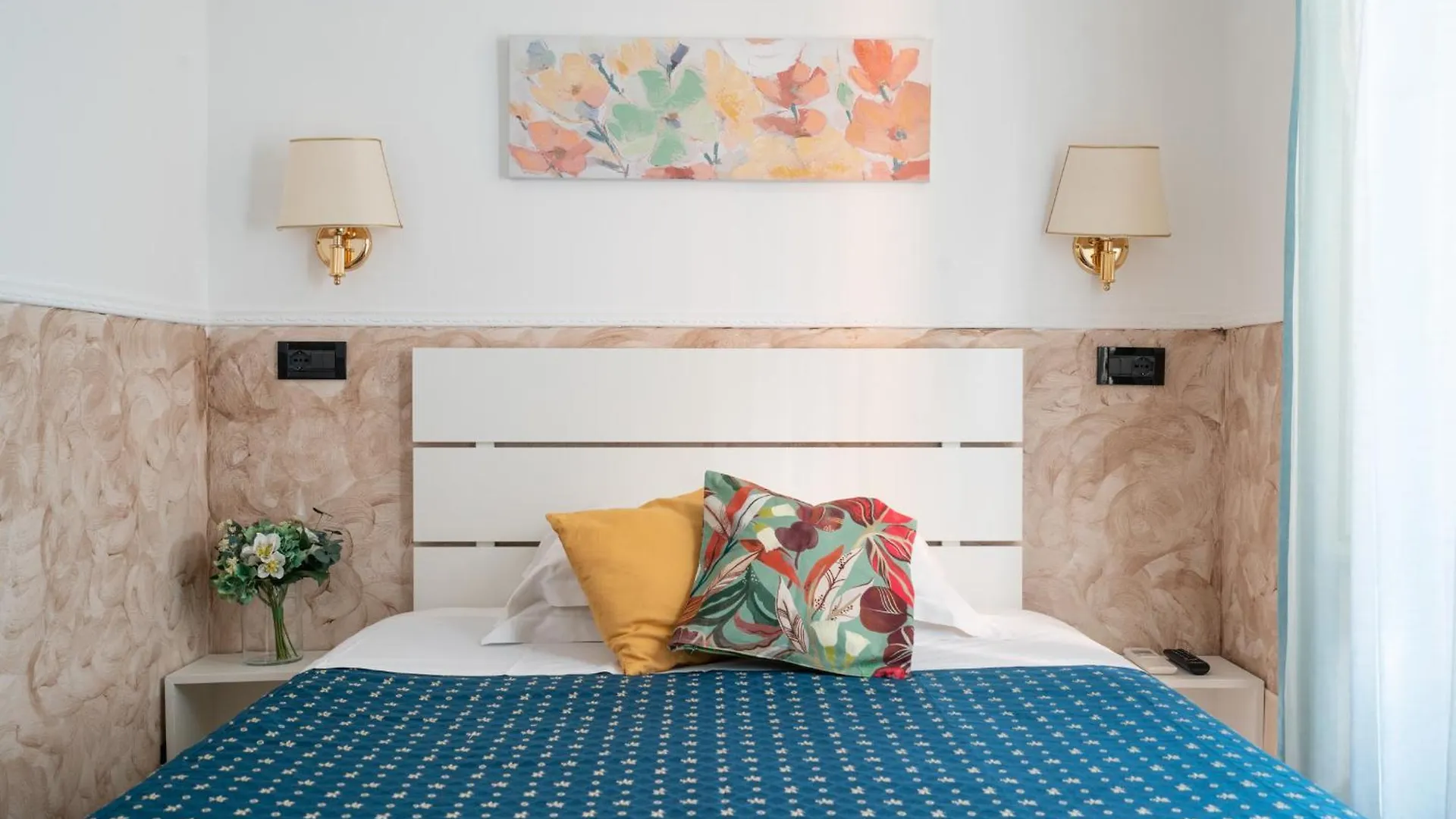 **  רומא Hotel Ascot איטליה