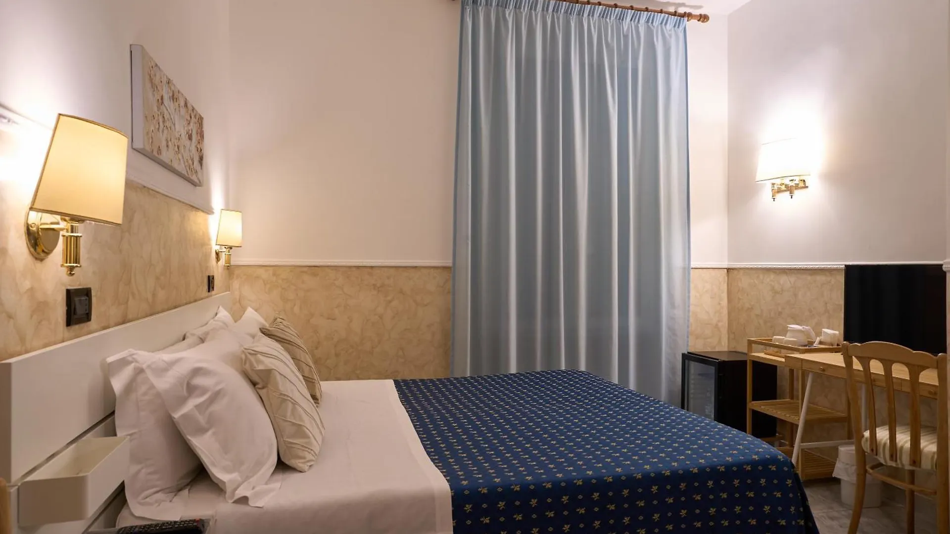 **  Hotel Ascot Řím Itálie