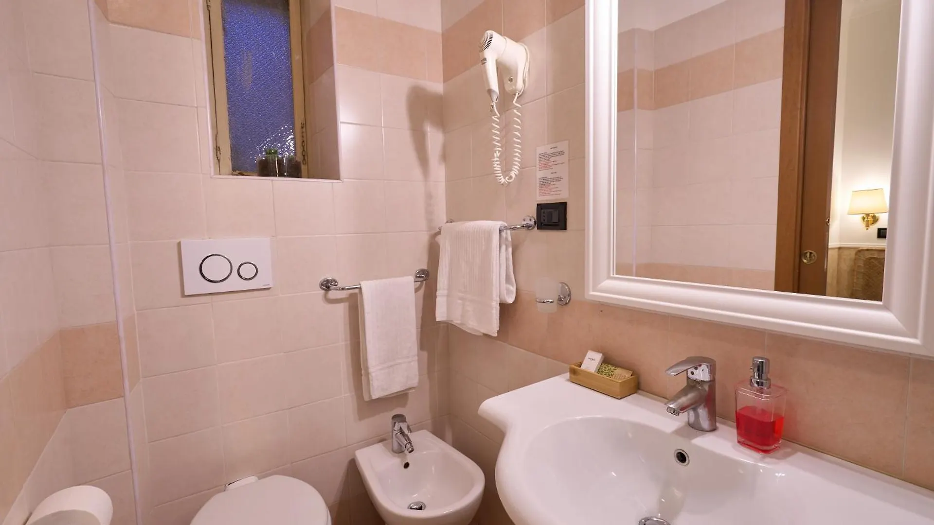 Hotel Ascot Řím 2*,  Itálie